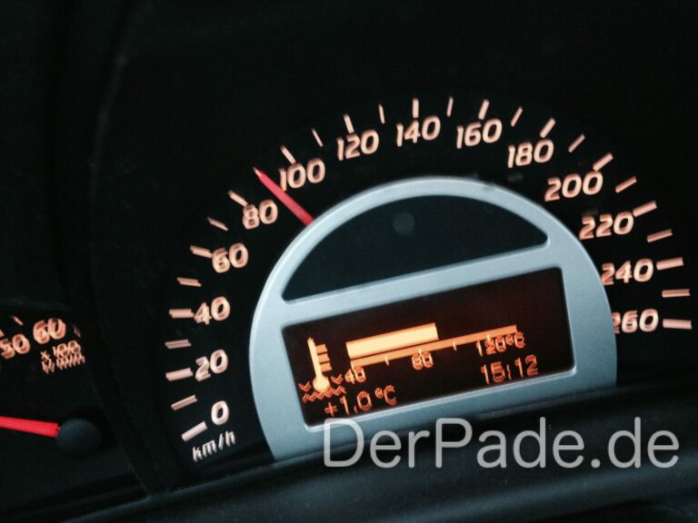 Motor erreicht wieder seine Betriebtemperatur Anleitung: W203 Thermostat wechseln M271 Der Pade image 2