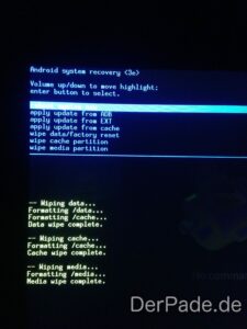 Intellibook bootet nicht mehr 3 Im Recovery mode könnt ihr die einzelnen Partitionen bereinigen.