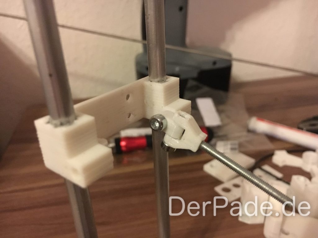 Der Backpack mini Delta 3D Drucker - Gelenk